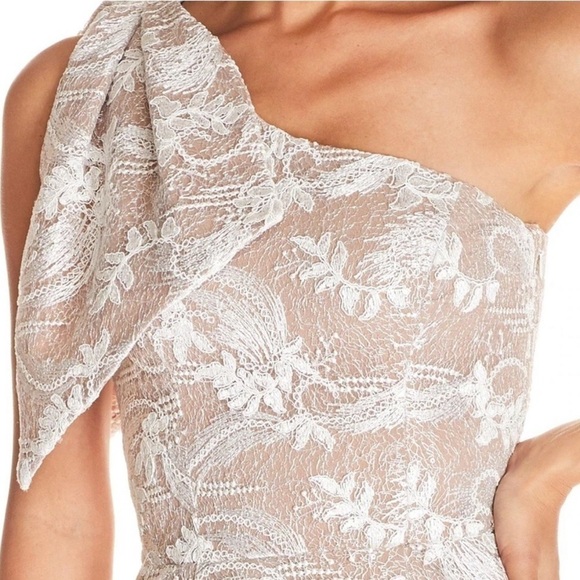 Dress The Population Genevieve Lace Maxi Gown One Shoulder Bow White Medium - Picture 5 of 14
